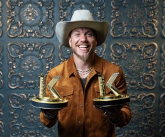 Brandon Lake wins K-LOVE Fan Awards top honors, urges Christians to ‘find a new room’ for Gospel