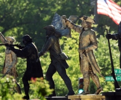 Trump admin. adorns DC plaza known for protests with Revolutionary War statues