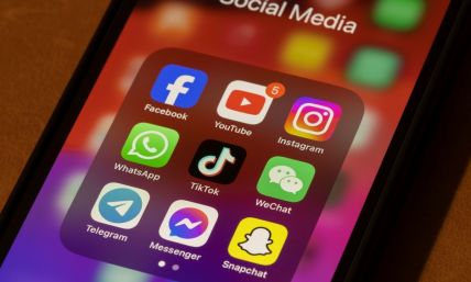 6 questions Christians must ask before posting online