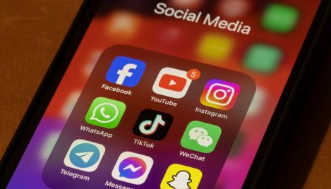6 questions Christians must ask before posting online