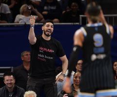 Enes Kanter Freedom kicked out of WNBA game while wearing shirt defining 'woman'