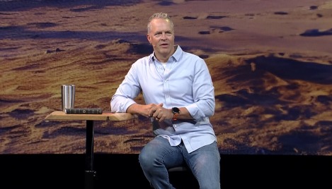 Megachurch Pastor Brian Tome returning to teaching after suspension over horse whip incident  