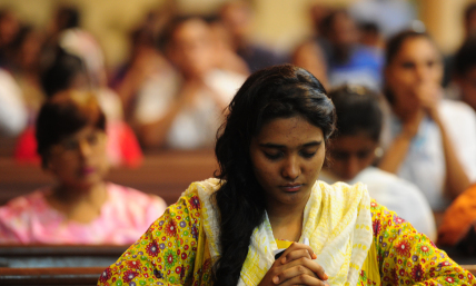 11 members of Congress urge Pakistani gov't to save Christian woman abducted, forcibly converted to Islam 