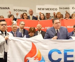 Hispanic Pentecostals gather in DC to plead 'mercy' as TPS for El Salvador expires