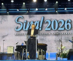 Sinclair Ferguson: Scripture gives Christians a song when ‘the world around you gives way’