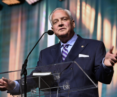 Richard Land 'delighted' to see Al Mohler's clarification on blasphemy law comments, but challenges 'religious test' for office 