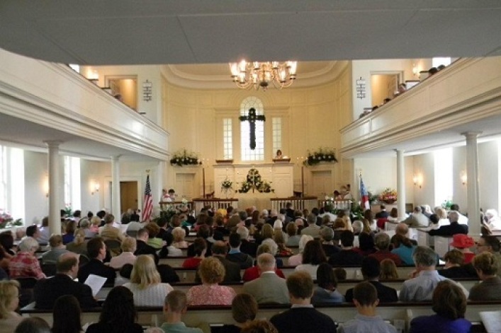 Former Falls Church youth minister faces federal charges in decades-old abuse case