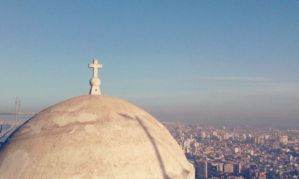 Algerian police seize Bibles as 12 Christians arrested for holding non-Muslim service