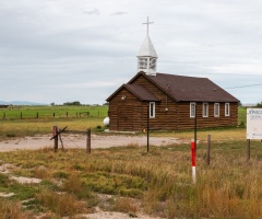 Travel: Along the Oregon Trail, a little church keeps the faith