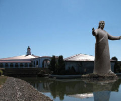 This week in Christian history: Megachurch dedicates a 62-foot statue of Jesus; Damasus becomes pope