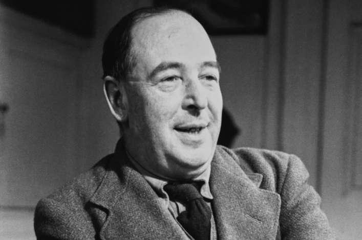 CS Lewis' family 'very upset' at Meryl Streep as Aslan, friend says: 'Going to destroy the brand'