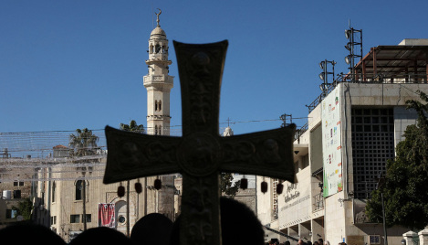 Why are Christians leaving for Islam? 