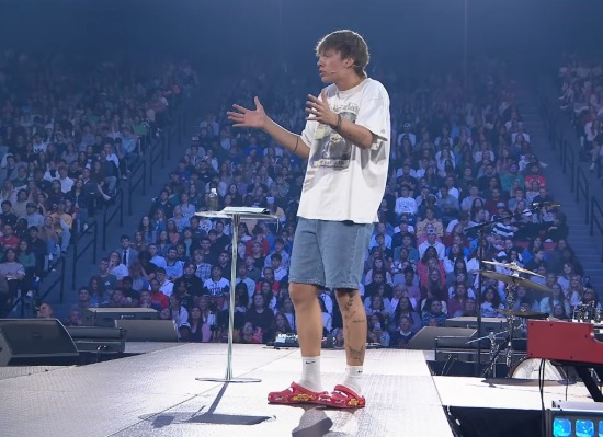 Bryce Crawford tells Liberty U students not to trade in their 'inheritance' for sin, passivity