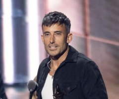 2026 Dove Awards: Phil Wickham, Josiah Queen among night's big winners as artists glorify God