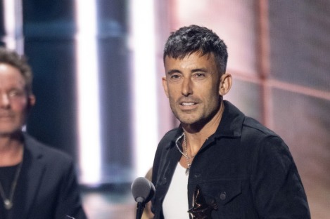 2026 Dove Awards: Phil Wickham, Josiah Queen among night's big winners as artists glorify God