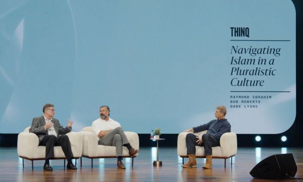 Pastor, scholar debate Islam's compatibiltiy in Western society, Christian-Muslim relations