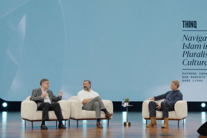 Pastor, scholar debate Islam's compatibiltiy in Western society, Christian-Muslim relations