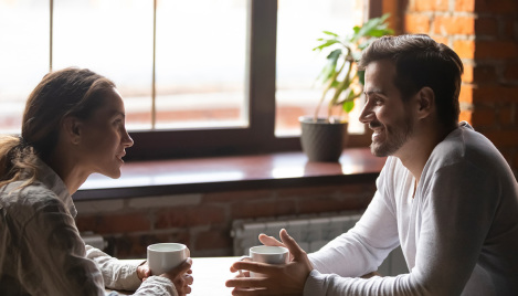 4 simple habits to keep your marriage connected in the AI age