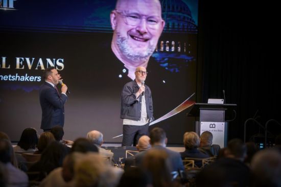 Megachurch Pastor Russell Evans says Christians must be 'transformers, not conformers'