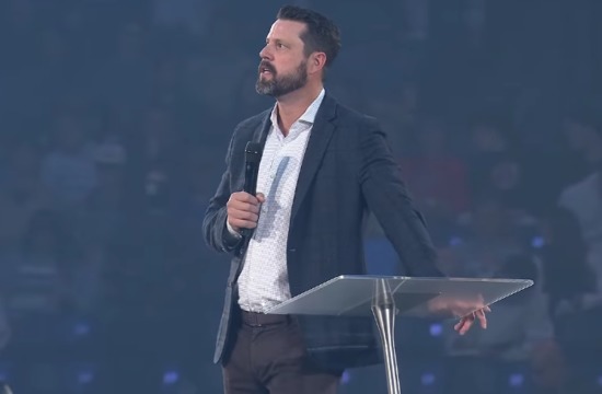 Seth Dillon warns Liberty students about ‘radical conspiracists’ exploiting young Christians