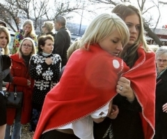 Mall Shooting Leaves 9 Dead, 5 Injured