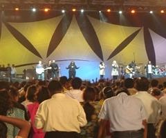 Joyce Meyer's Festival of Life Revives Mumbai