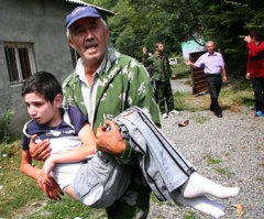 Aid Groups Begin Relief Efforts in Conflict-Ridden Georgia
