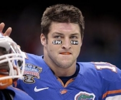 NCAA Football Committee OKs Ban on 'Eye Black' Notes