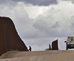 Presbyterian Delegates Oppose Ariz. Immigration Law