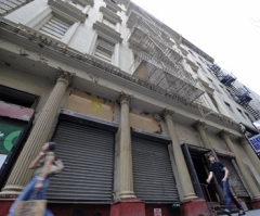 Interfaith Center Suggested to Heal Divide on Mosque Near Ground Zero