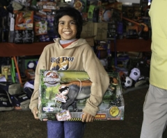 San Diego Megachurch to Give Out 10,000 Toys, Tons of Food