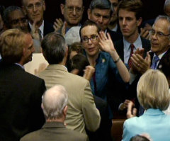Gabrielle Giffords Gives House Reason to Applaud, Plans for Campaign