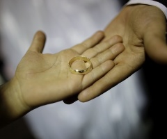 Study Shows Steep Decline in Marriage; Lack of Faith to Blame?