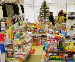 Pride for Parents: Atlanta Charity Gives Parents Gift of Dignity for Christmas