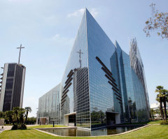 Crystal Cathedral Holds Memorial for Former CFO