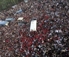 Thousands of Mourners Gather for Coptic Christian Pope's Funeral