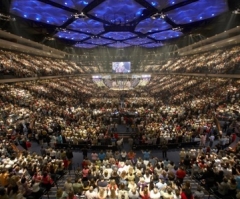 PETA Thanks Joel Osteen for Anti-Pork Stance, Offers Easter Message