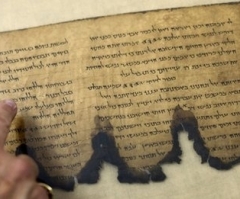 Largest Privately Owned Dead Sea Scroll Fragment to Be Unveiled at Texas Seminary