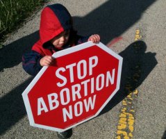 Children Naturally Pro-Life, Not Upset by Graphic Abortion Images, Ill. Group Claims