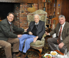 North Carolina Gov. Pat McCrory Visits Billy Graham at Home