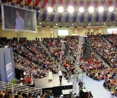 Students Describe Tim Tebow as 'Role Model' After Liberty University Speech