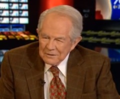 Pat Robertson Says Marine Training Was Easy for Him 'But I'm Not a Lady'