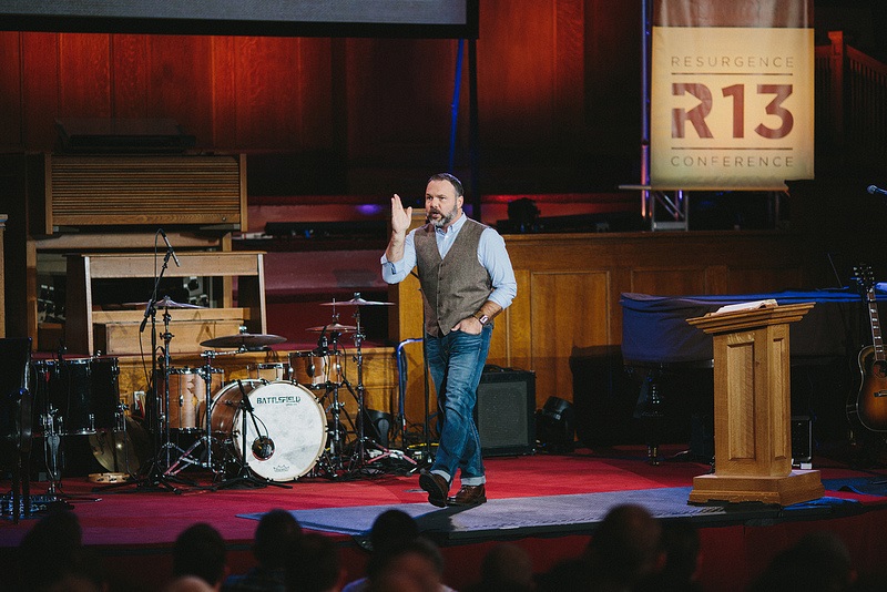 Mark Driscoll Shouts I am Not Ashamed of the Gospel at R13 VIDEO