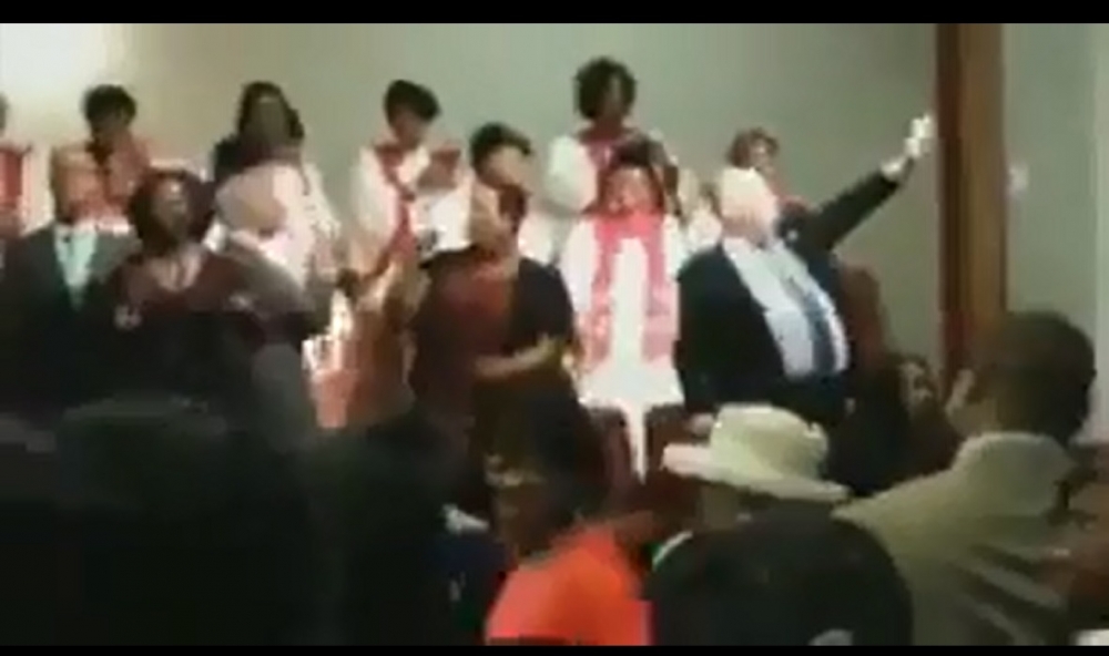 Toronto Mayor Rob Ford Filmed Dancing at Church; Congregant Says He