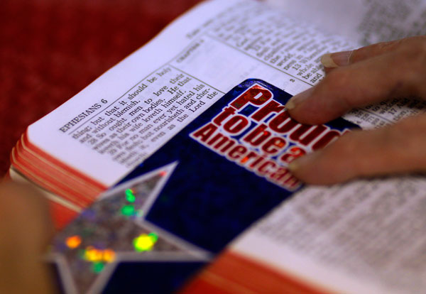 Ohio School Districts Suspend Student Bible Clubs Amid Complaints by Nation's Largest Atheist Group - Vimarsana News