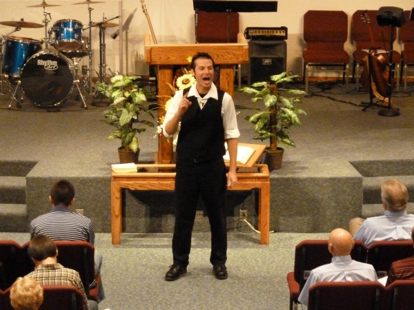 Bible Memorization Expert Uses Car Accident as Opportunity to Share the Gospel With 20 First Responders - Vimarsana News