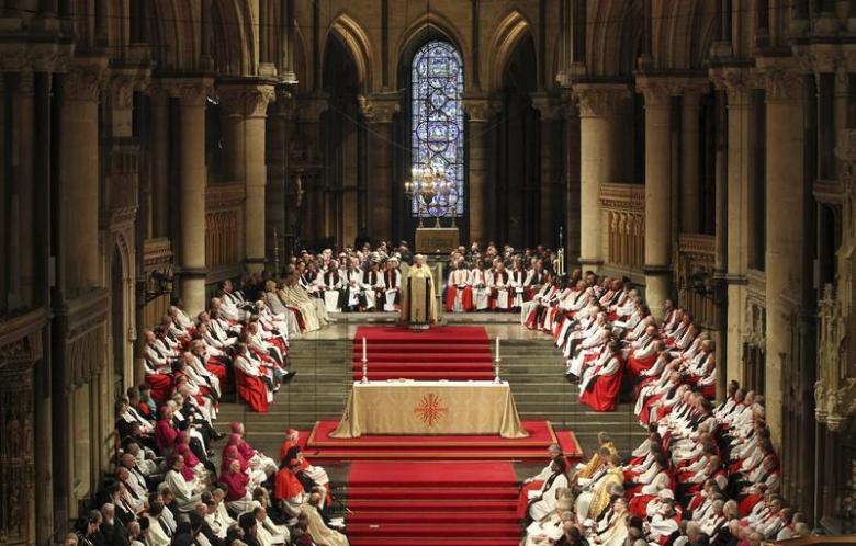 Church Of England Votes To Affirm Transgender People Top Bishop Says Lgbt Not A Sin The