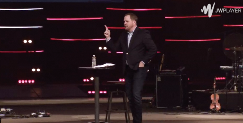 Heres How One Evangelical Megachurch Pastor Deals With Critics On Social Media Church