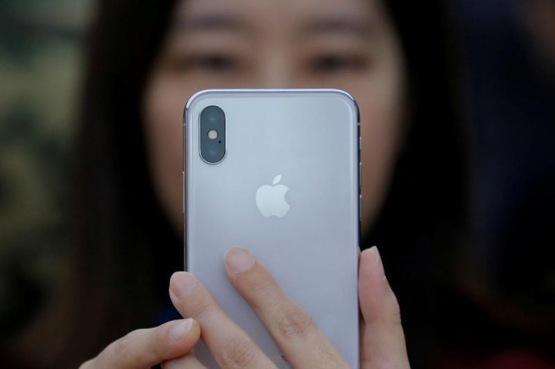 Smartphone generation 'raised on hardcore porn,' expert warns - Vimarsana News