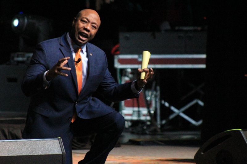 Tim Scott responds after 'Uncle Tim' trends on Twitter for hours - Vimarsana News